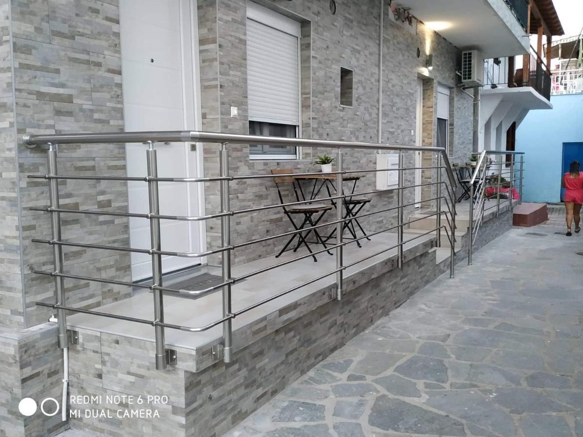 Lavim Apartments 2 Sykia Chalkidikis Bagian luar foto